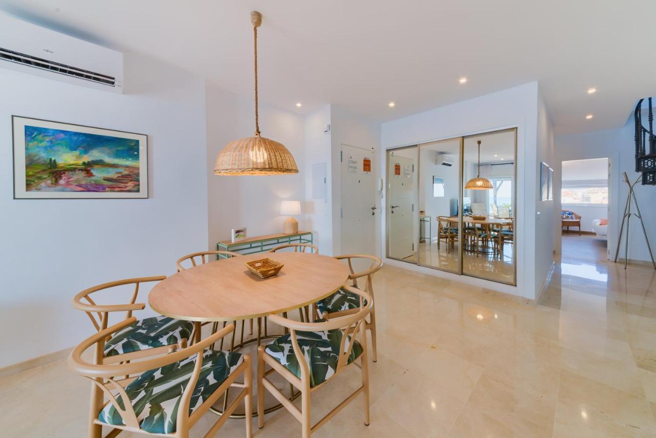 Holidays2Fuengirola Duplex With Stunning Sea View, Terraces,1St Line Beside Port Екстериор снимка