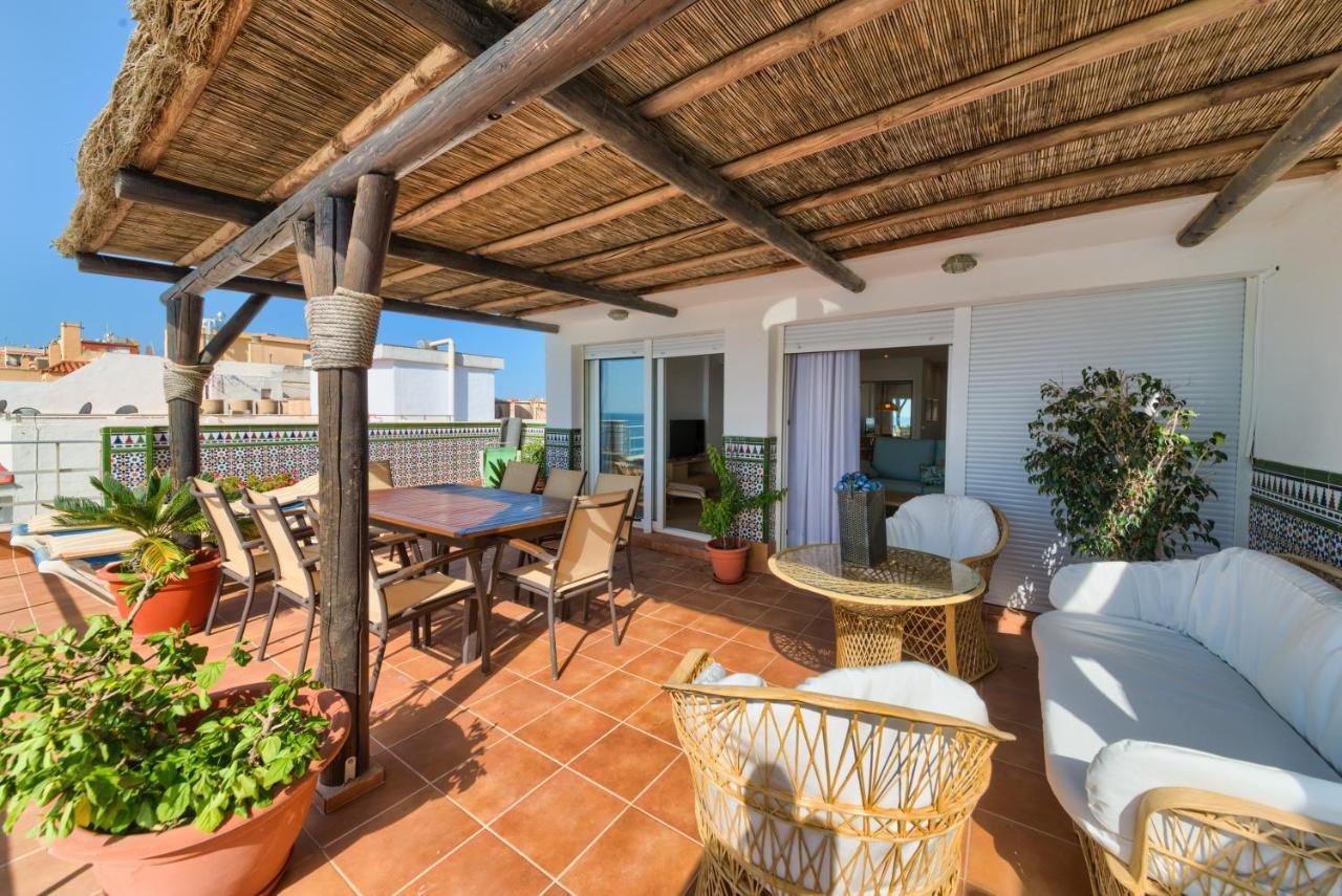 Holidays2Fuengirola Duplex With Stunning Sea View, Terraces,1St Line Beside Port Екстериор снимка